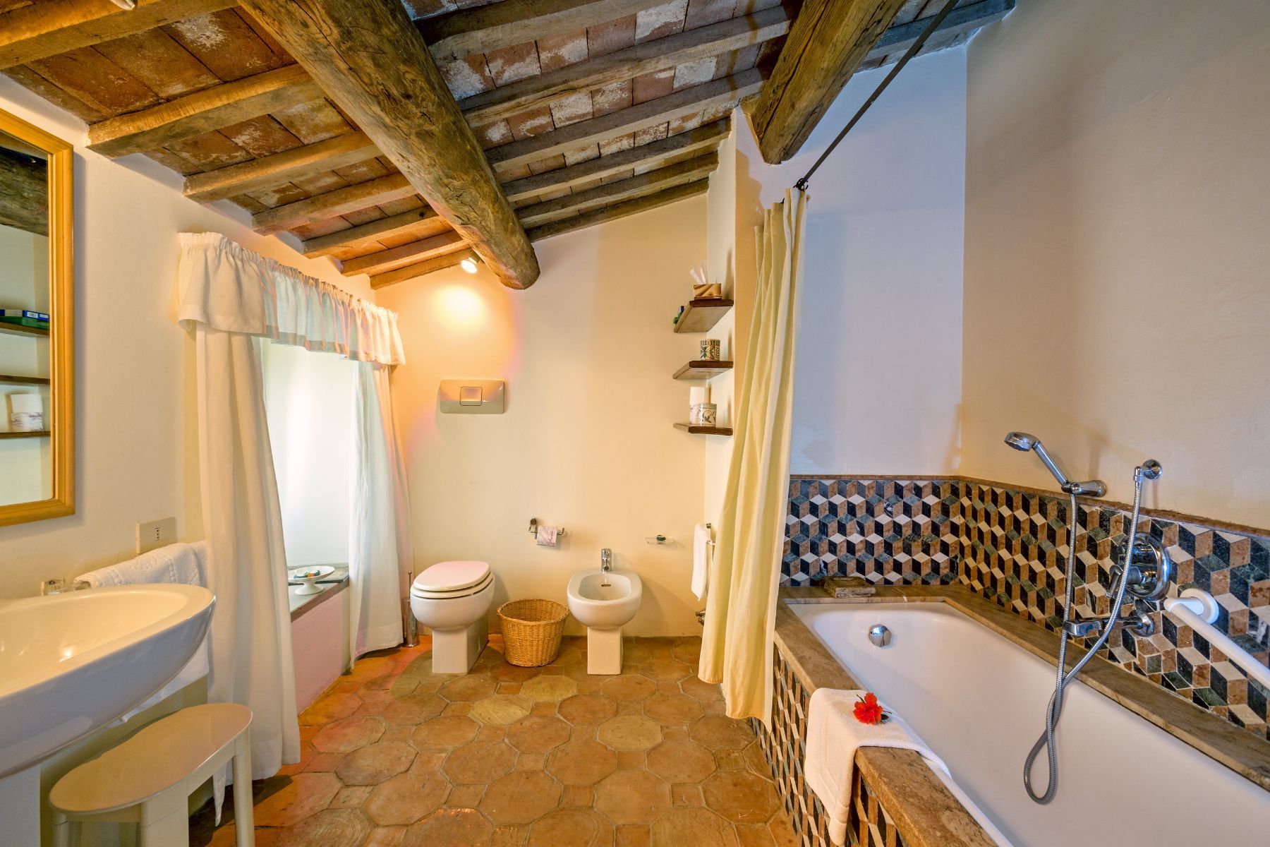 Borgo di Pietro villa photo.